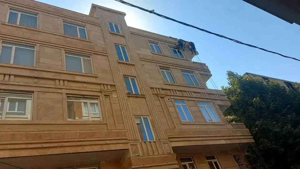 نماکاری ساختمان در یوسف‌آباد