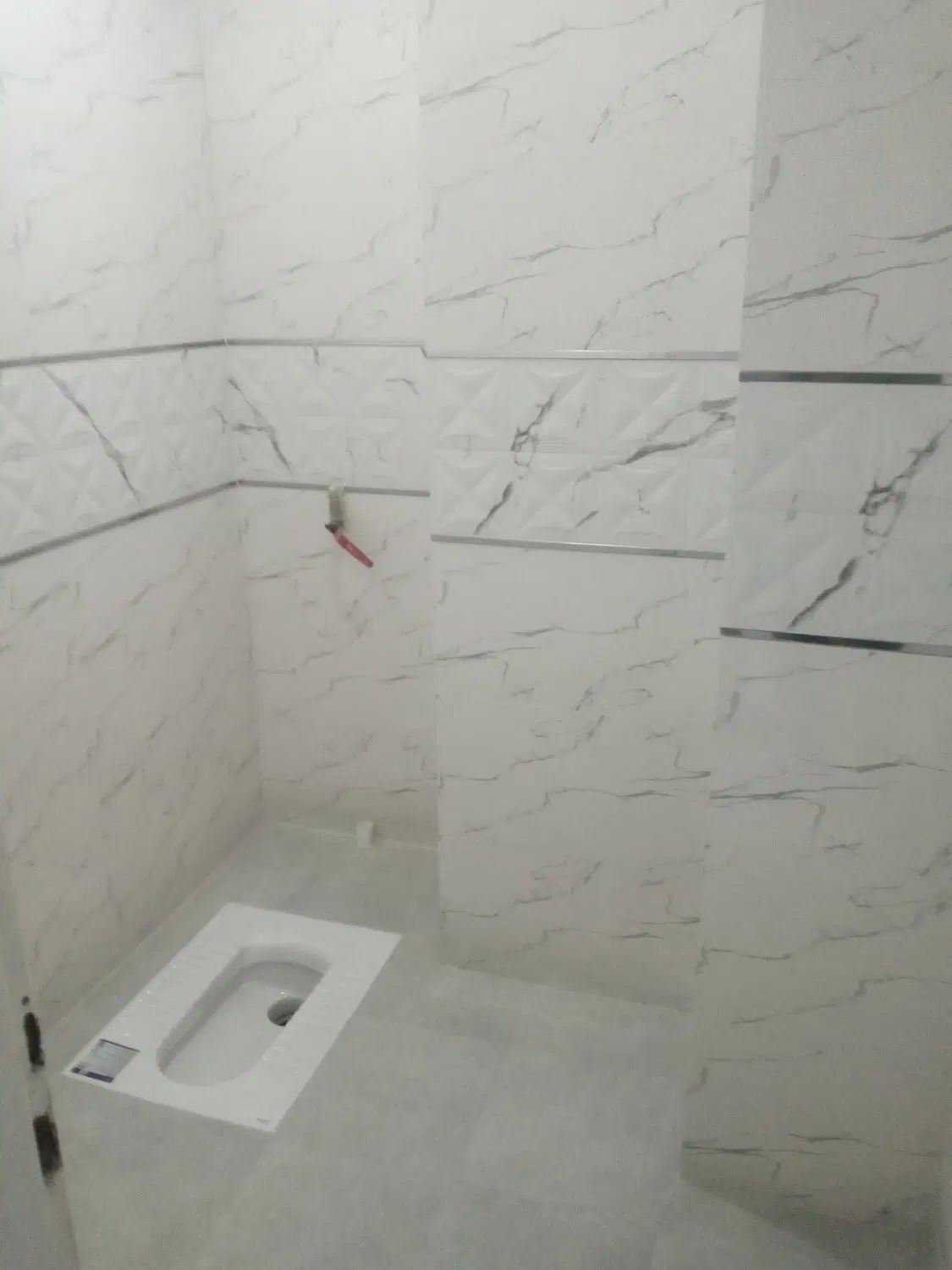کاشی‌کار و سرامیک‌کار در آذری