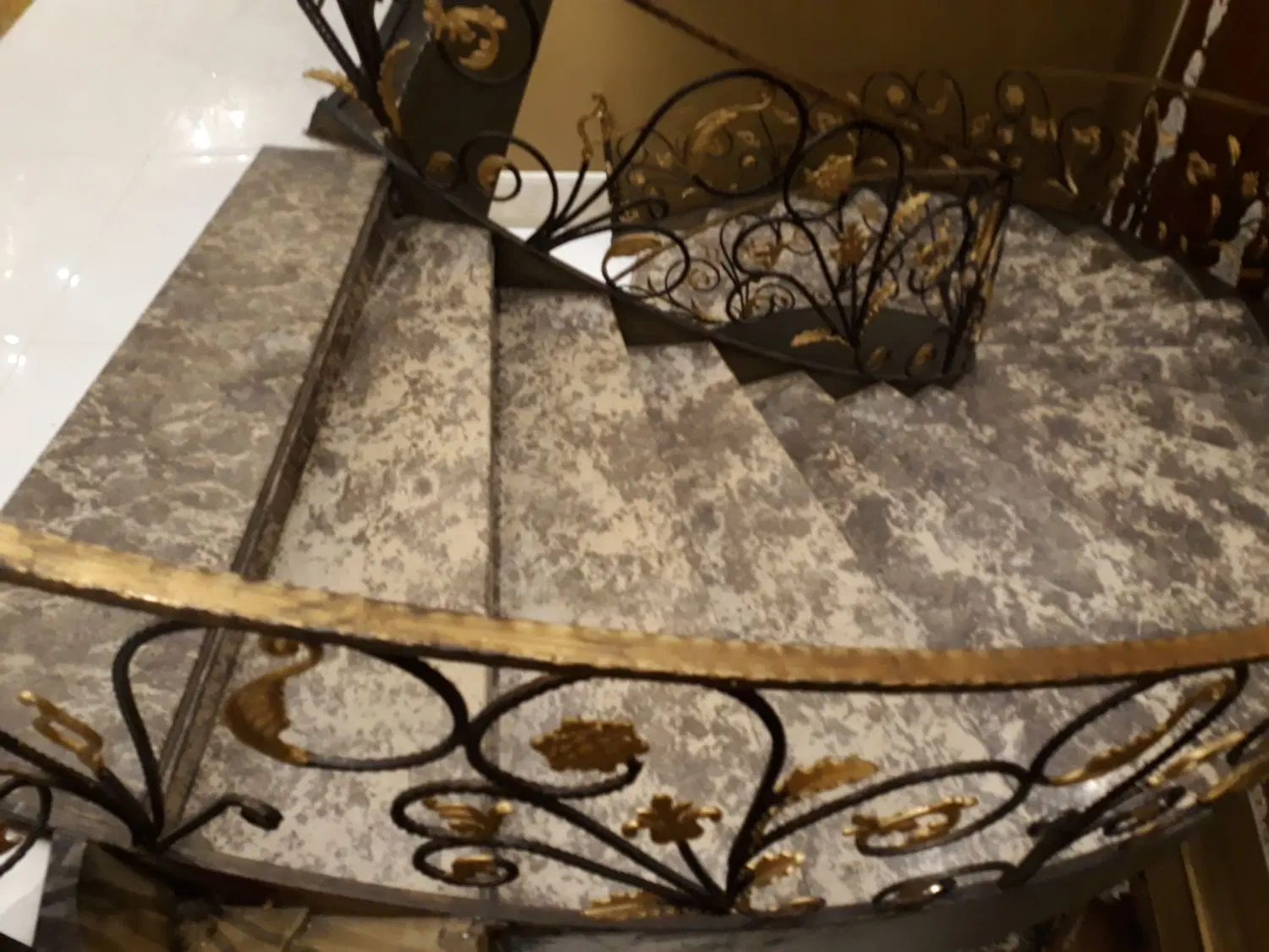 سنگ‌کاری و کاشی‌کاری در جوادیه تهرانپارس