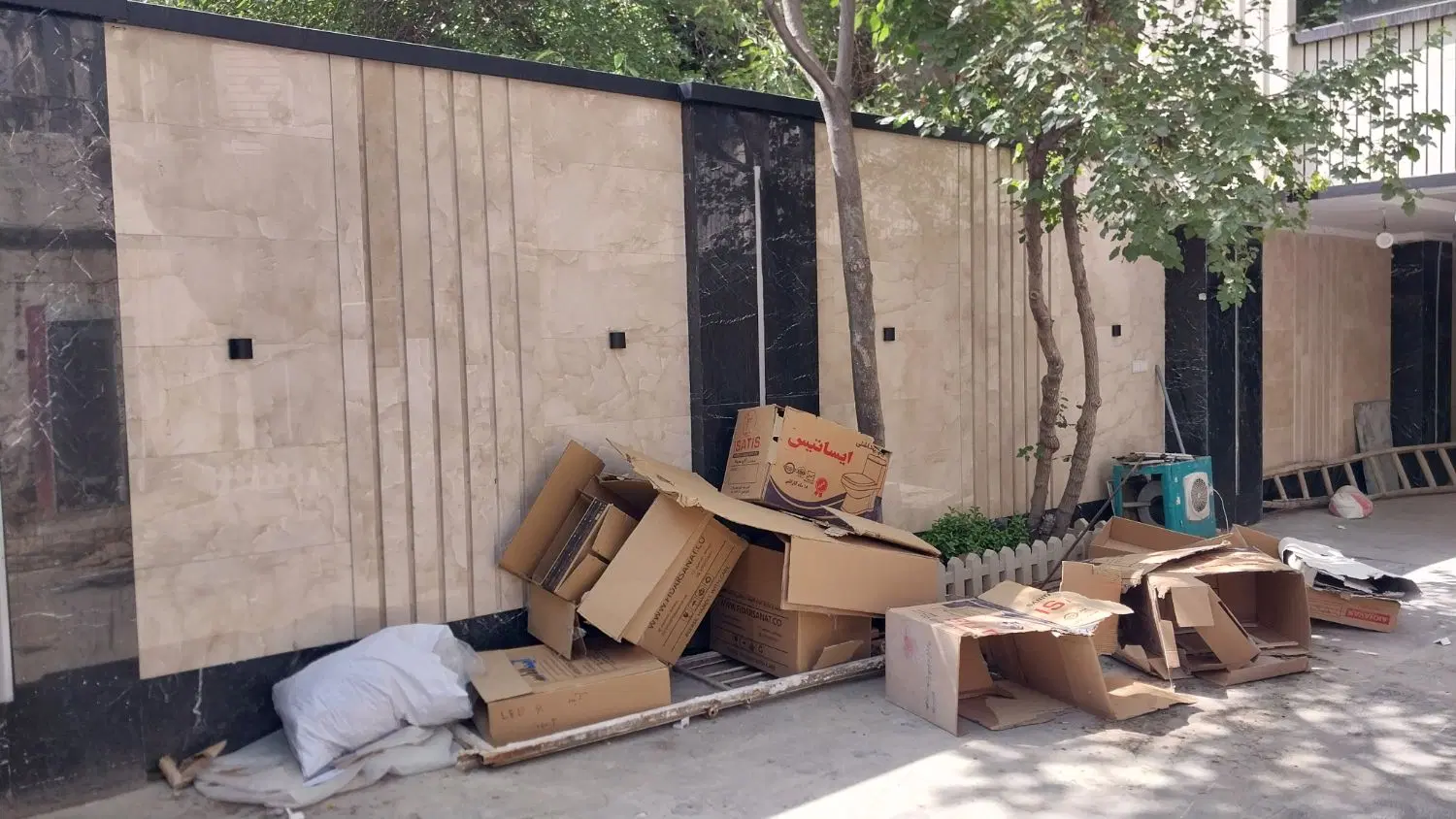 سنگ‌کاری و کاشی‌کاری ایوانک - تصویر 7
