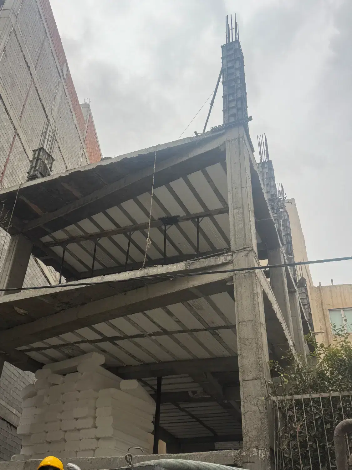 آرماتوربندی و قالب‌بندی در زرکش - تصویر 7