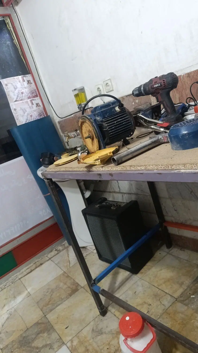 لوله‌کشی و تعمیرات تأسیسات