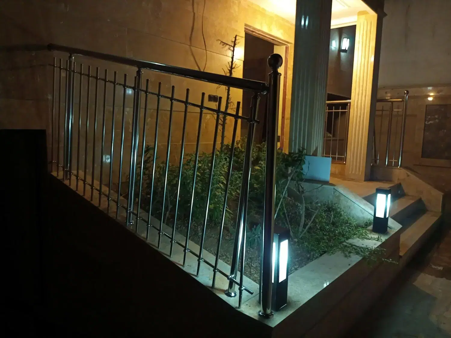نرده و حفاظ استیل در ائمه اطهار - تصویر 2