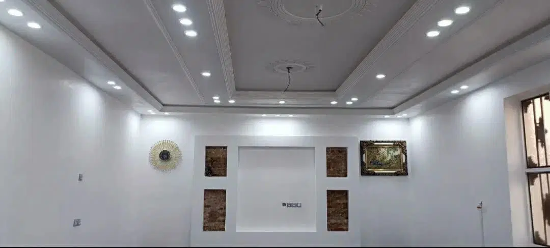 گچکاری و نقاشی کمیل صادقی