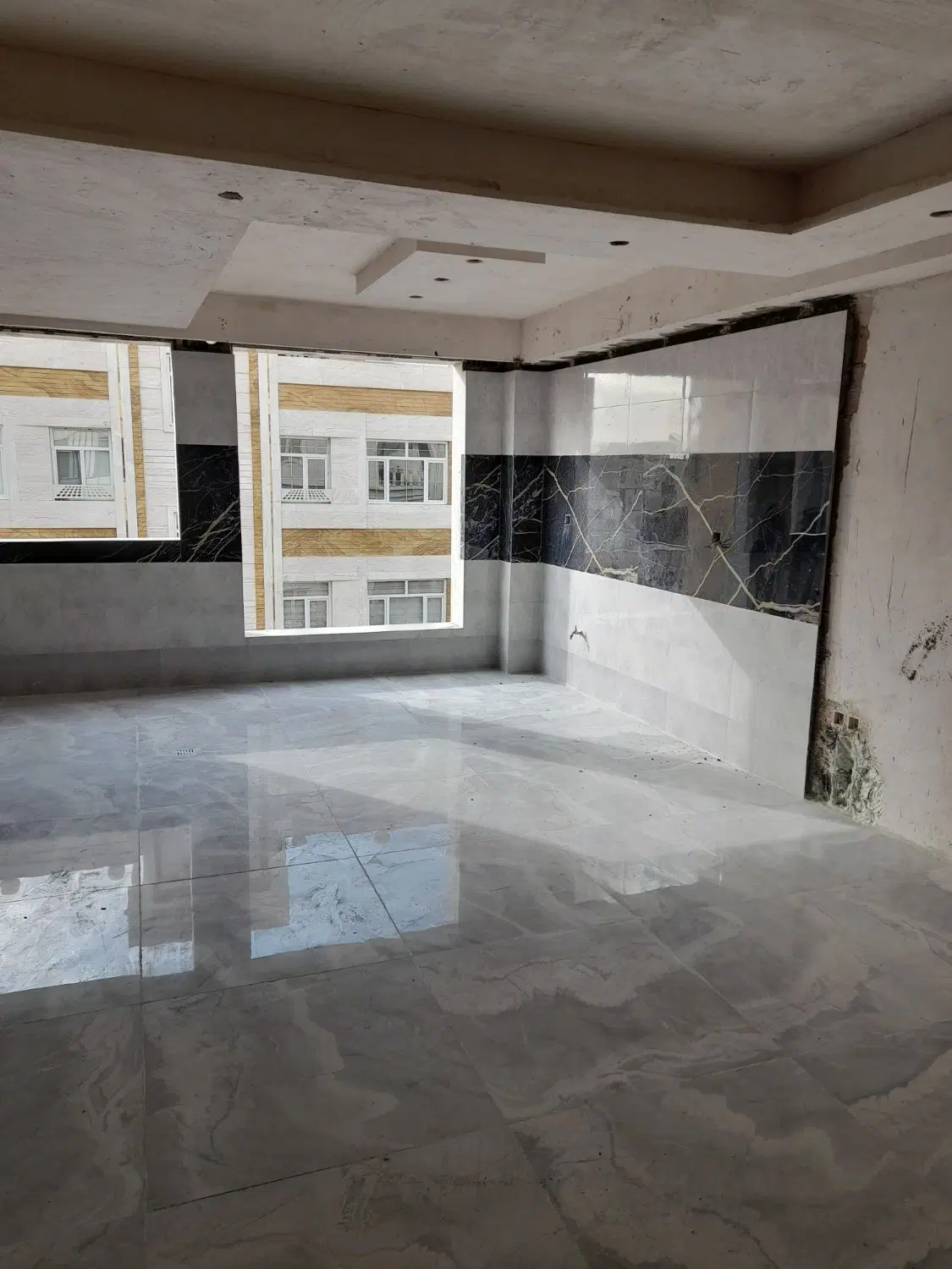 کاشی و سرامیک‌کاری در آذری - تصویر 4