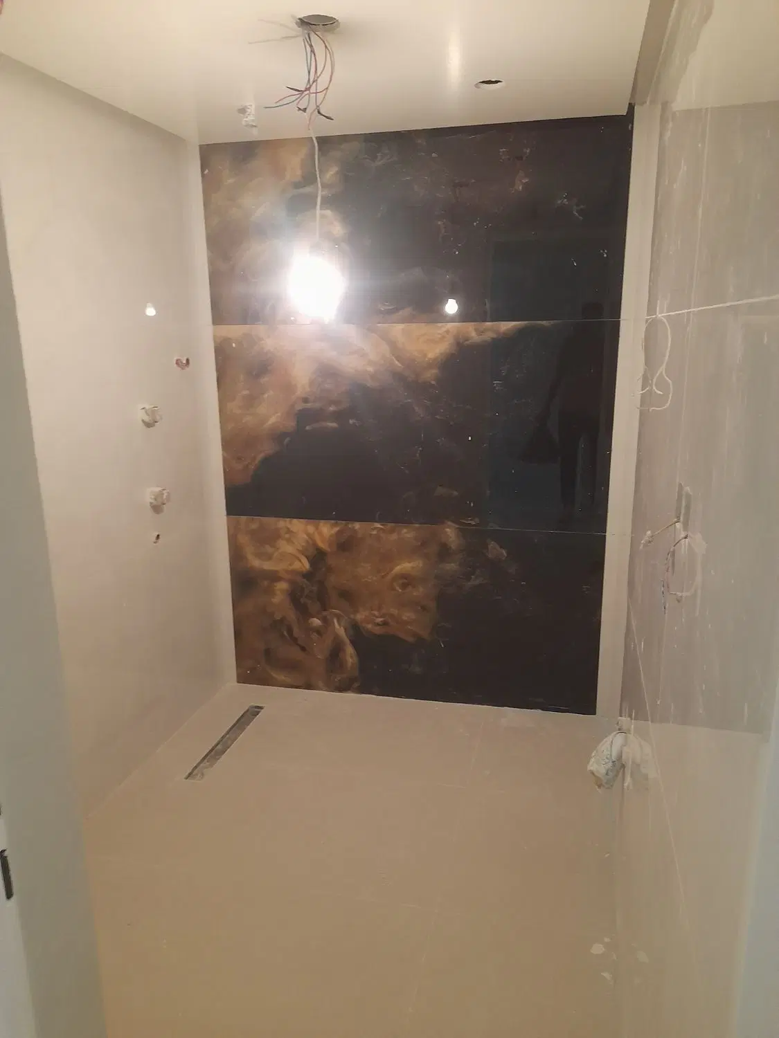 کاشی و سرامیک‌کاری در آذری - تصویر 9