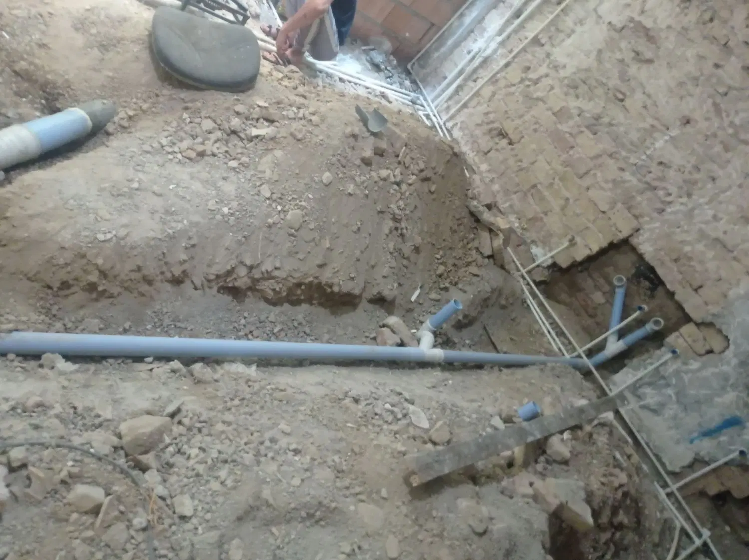 لوله‌کشی و رفع اتفاقات در سازمان برنامه جنوبی - تصویر 6