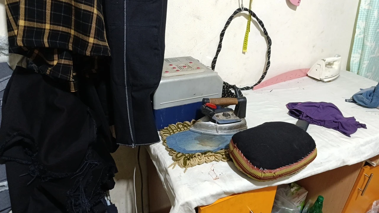 خیاط دوزنده علی‌یاری