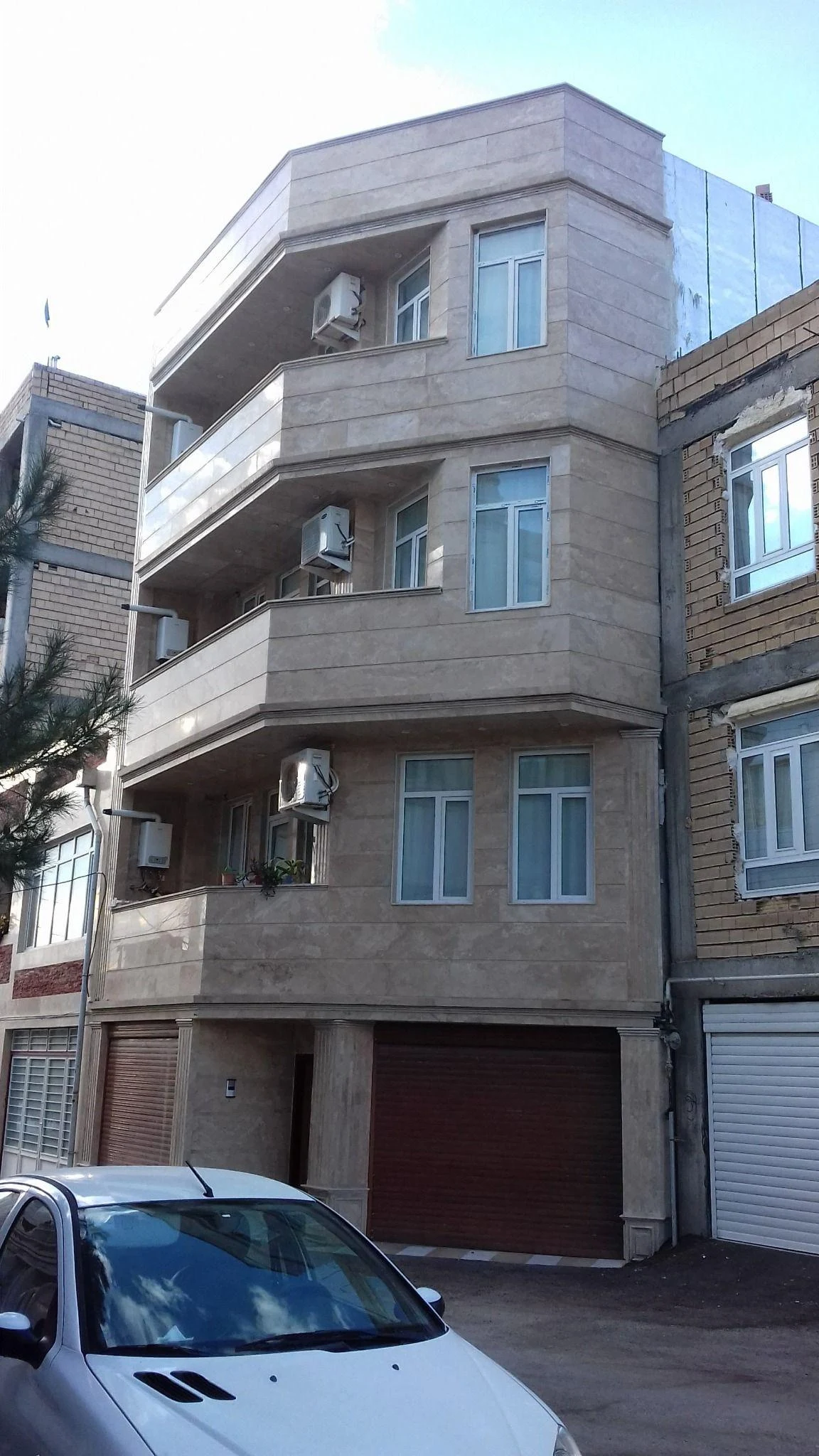 اجرای سنگ نمای رومی و ساده