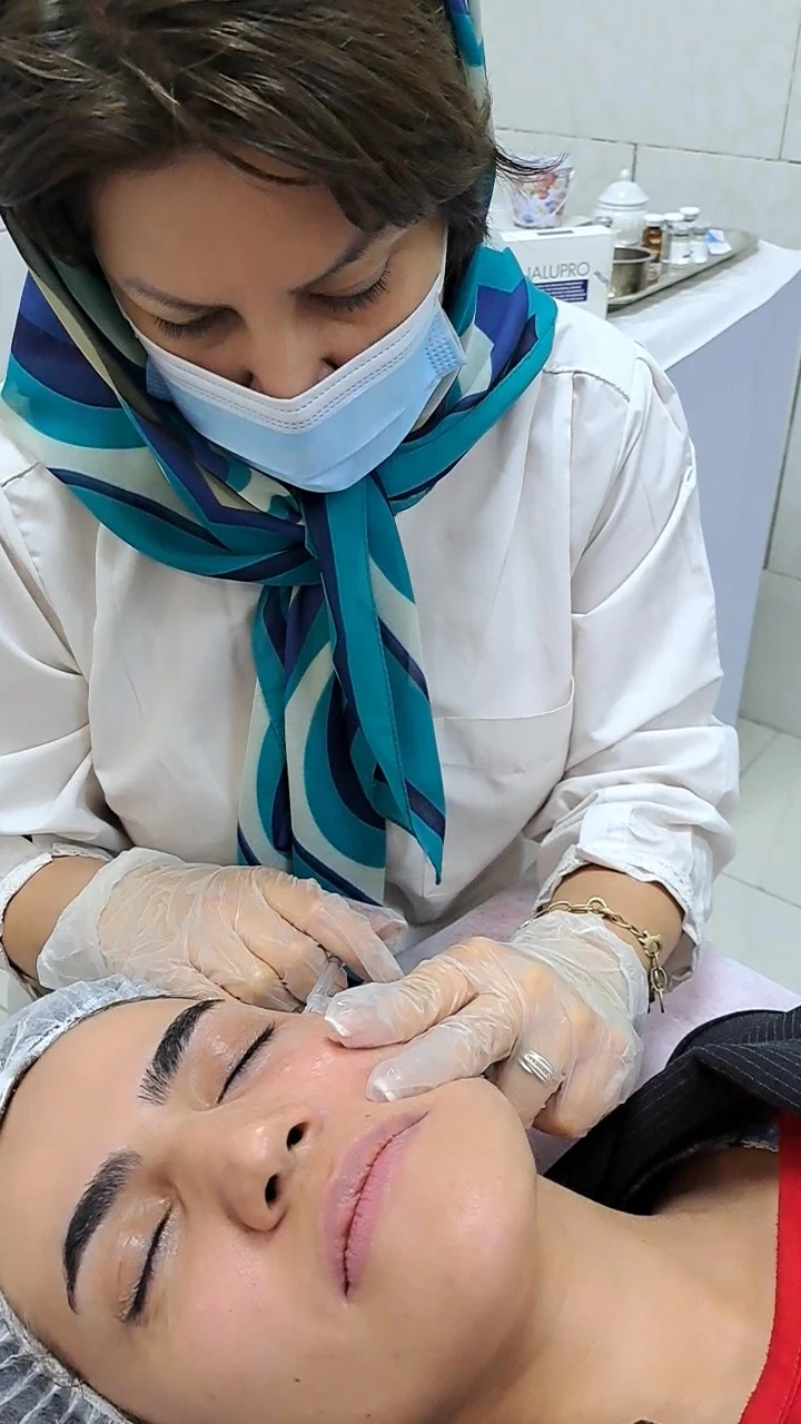 مرکز لیزر و لاغری ژاله فیاضی - کلینیک پوست و زیبایی در شهرکرد - تصویر 2