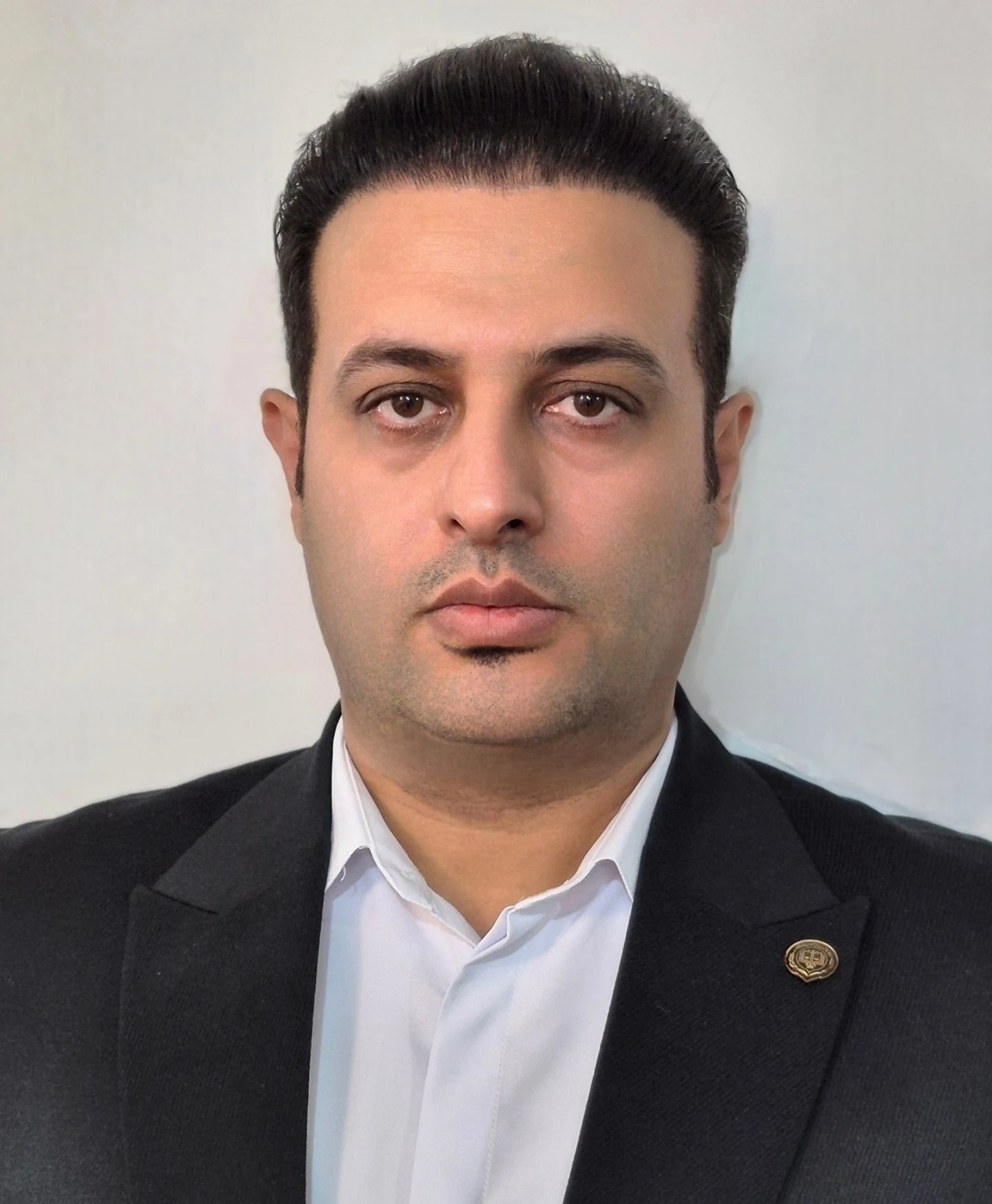 وکیل دکتر علی اصغر احسانی فرد