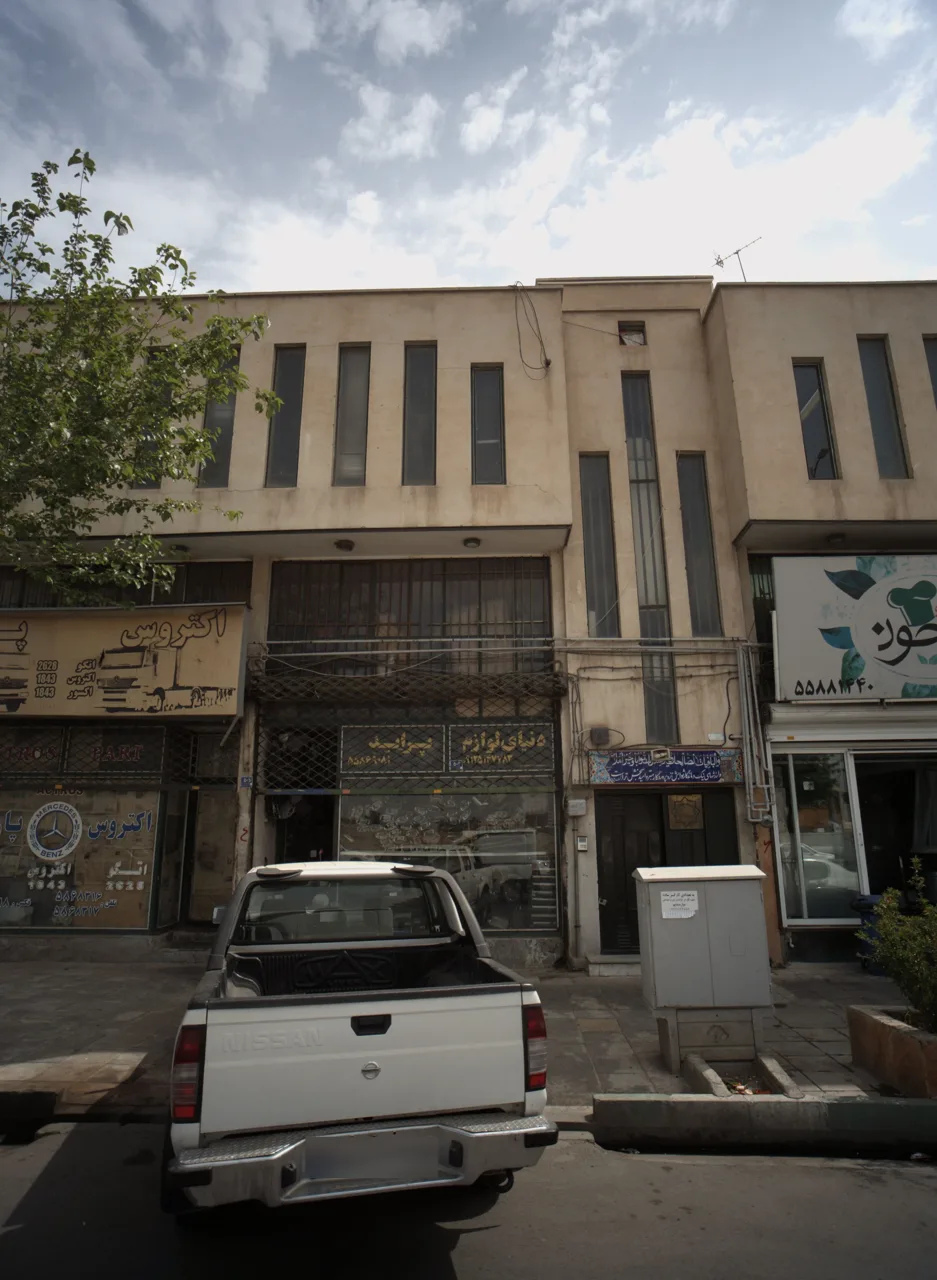 دنیای لوازم پراید