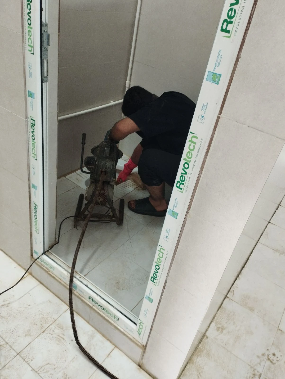 لوله باز کنی تخلیه چاه نشت یای