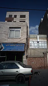 دوزندگی اتومبیل خانی