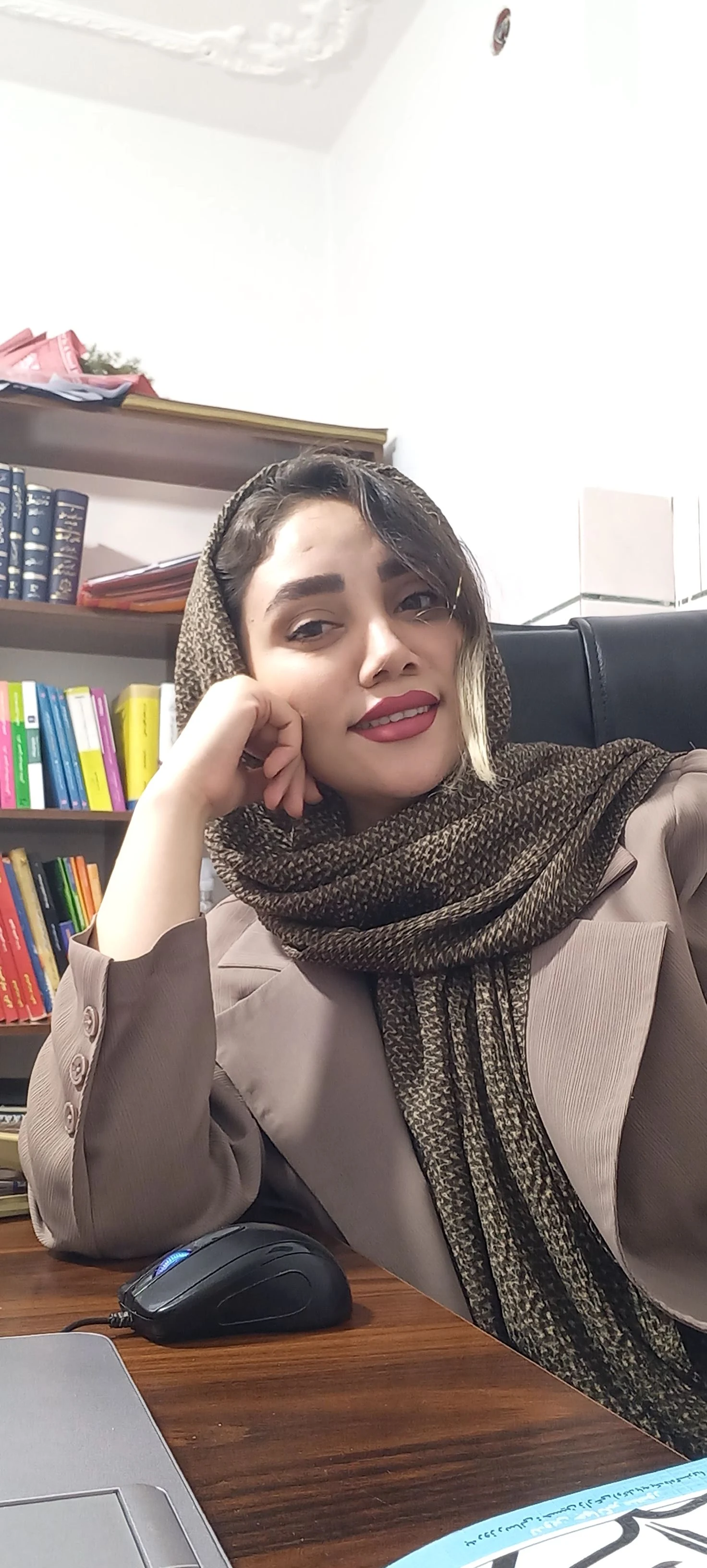 وکیل بهاره قره باشلوئی