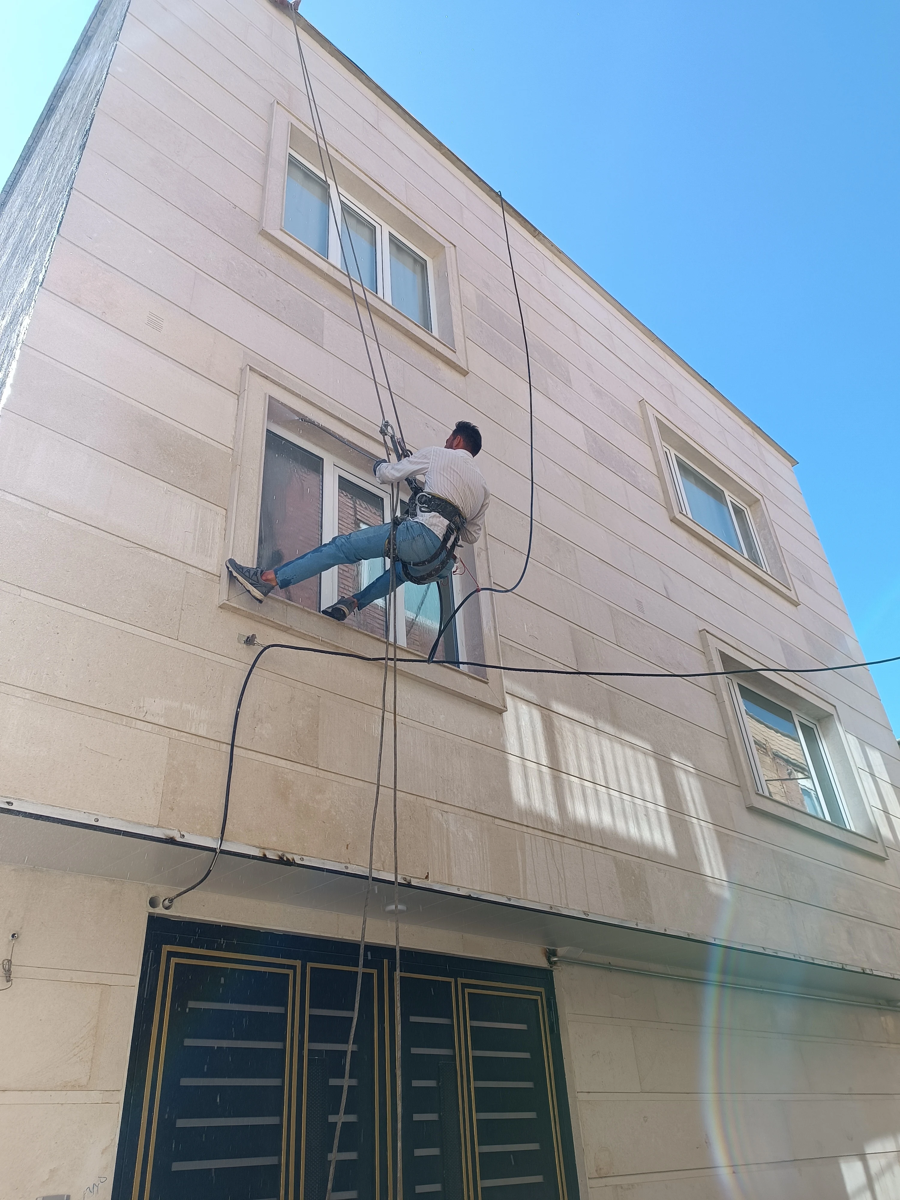 داربست آراز مبین
