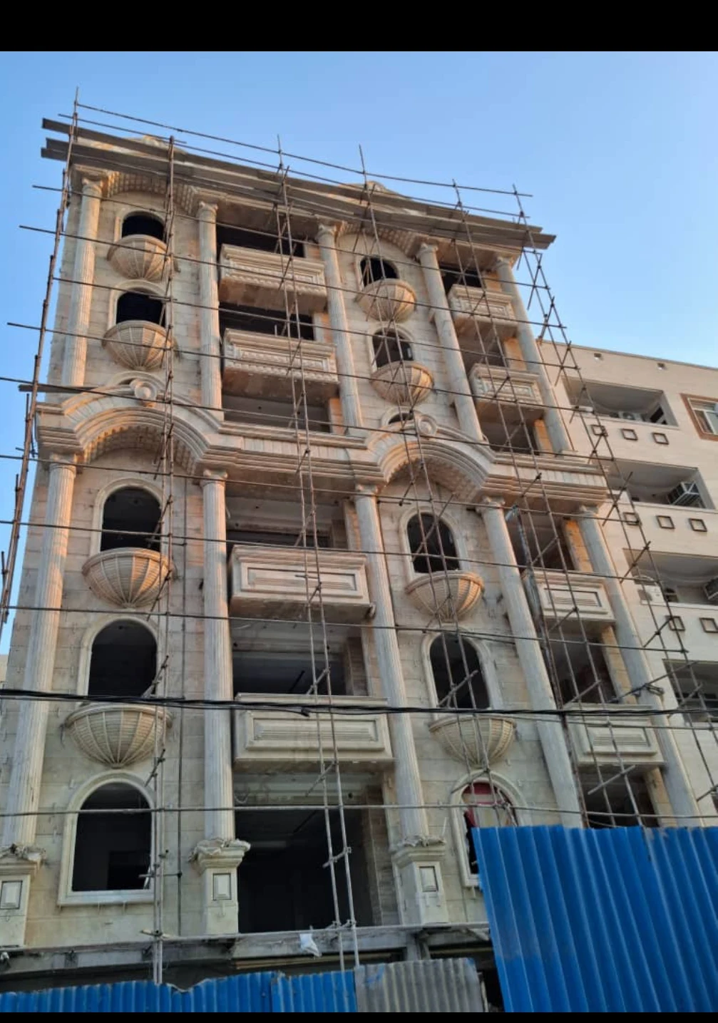سنگ کاری و کاشی سرامیک شاهپری