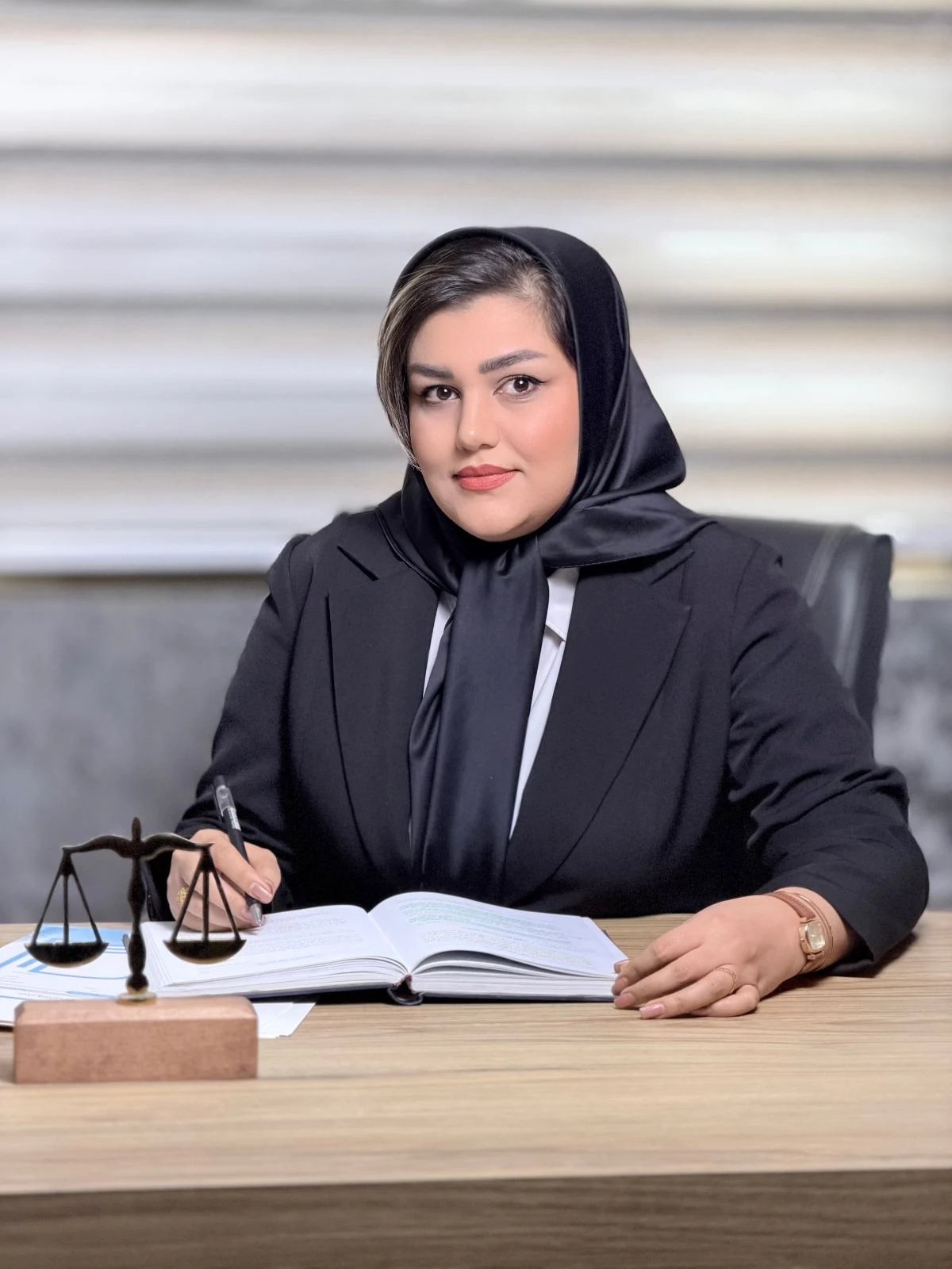 وکیل دادگستری و مشاورحقوقی مریم نعامی - تصویر 2