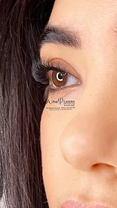 آموزش و خدمات اکستنشن مژه