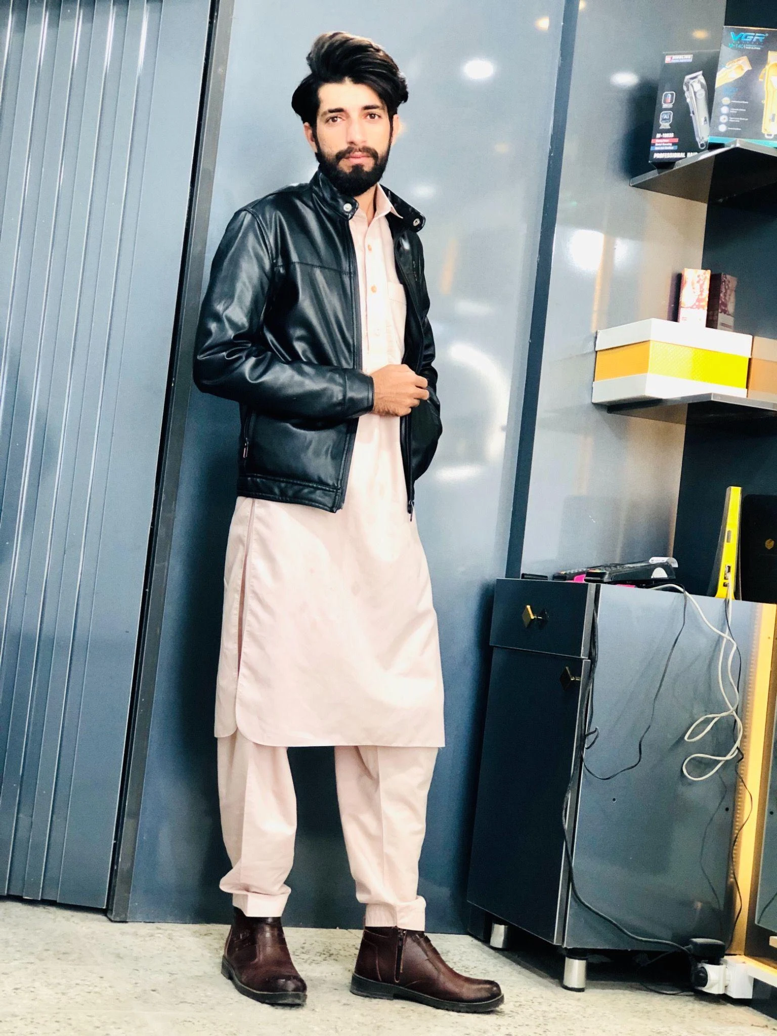 پیرایش خان - تصویر 3