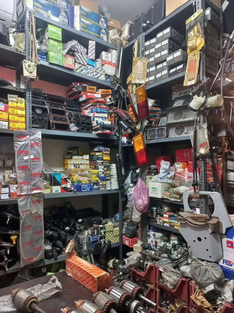لوازم یدکی رنو۵ وپی کی - تصویر 4