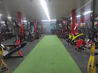 باشگاه بدنسازی الماس