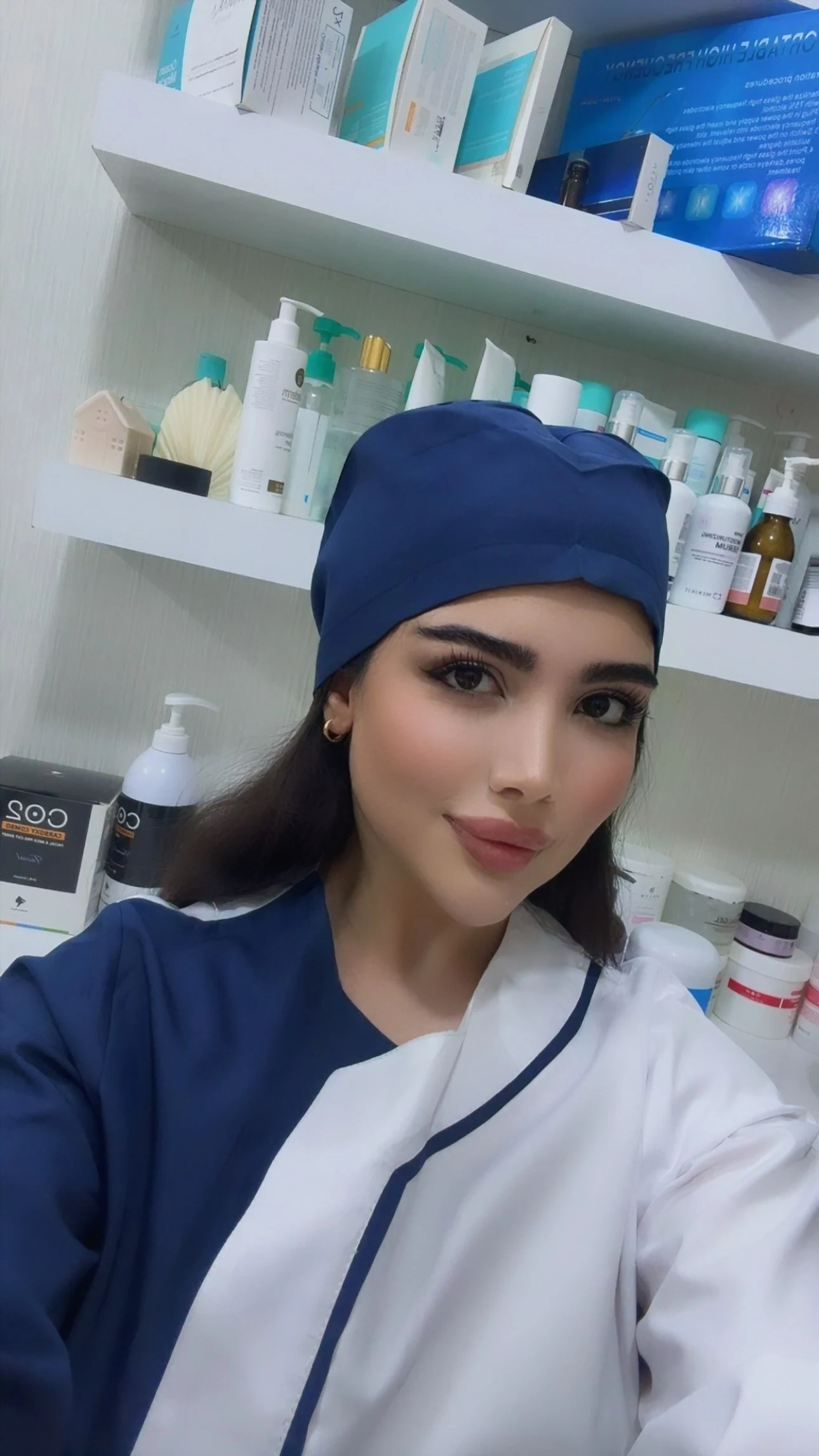 فیشال تخصصی محدثه رفیعی(محیرا) - آموزشگاه آرایشگری در خرم‌آباد