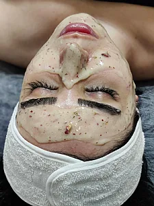 مراقبت از پوست و مو زرگل