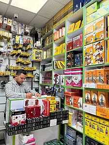 فروشگاه هدلایت و لوازم برقی وی لایت