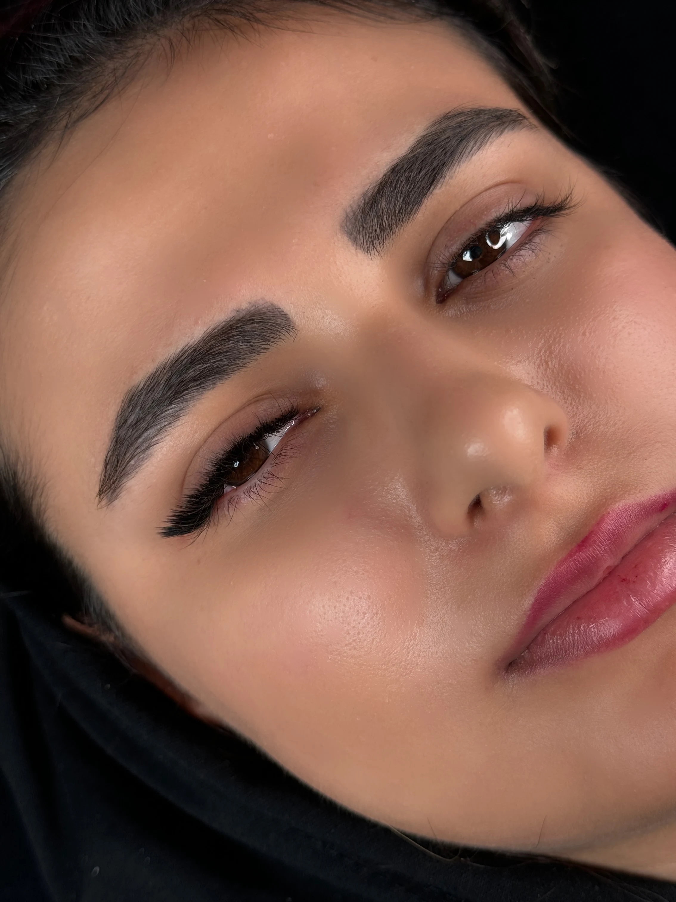 آکادمی مژه و سالن زیبایی زهرا برزگر - تصویر 4