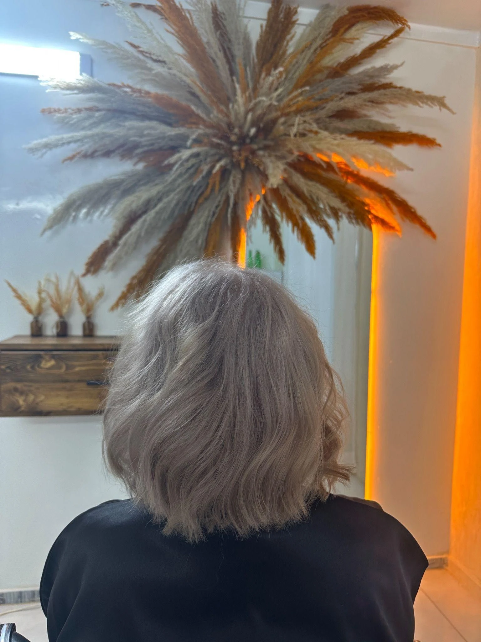 رنگ و لایت یگانه