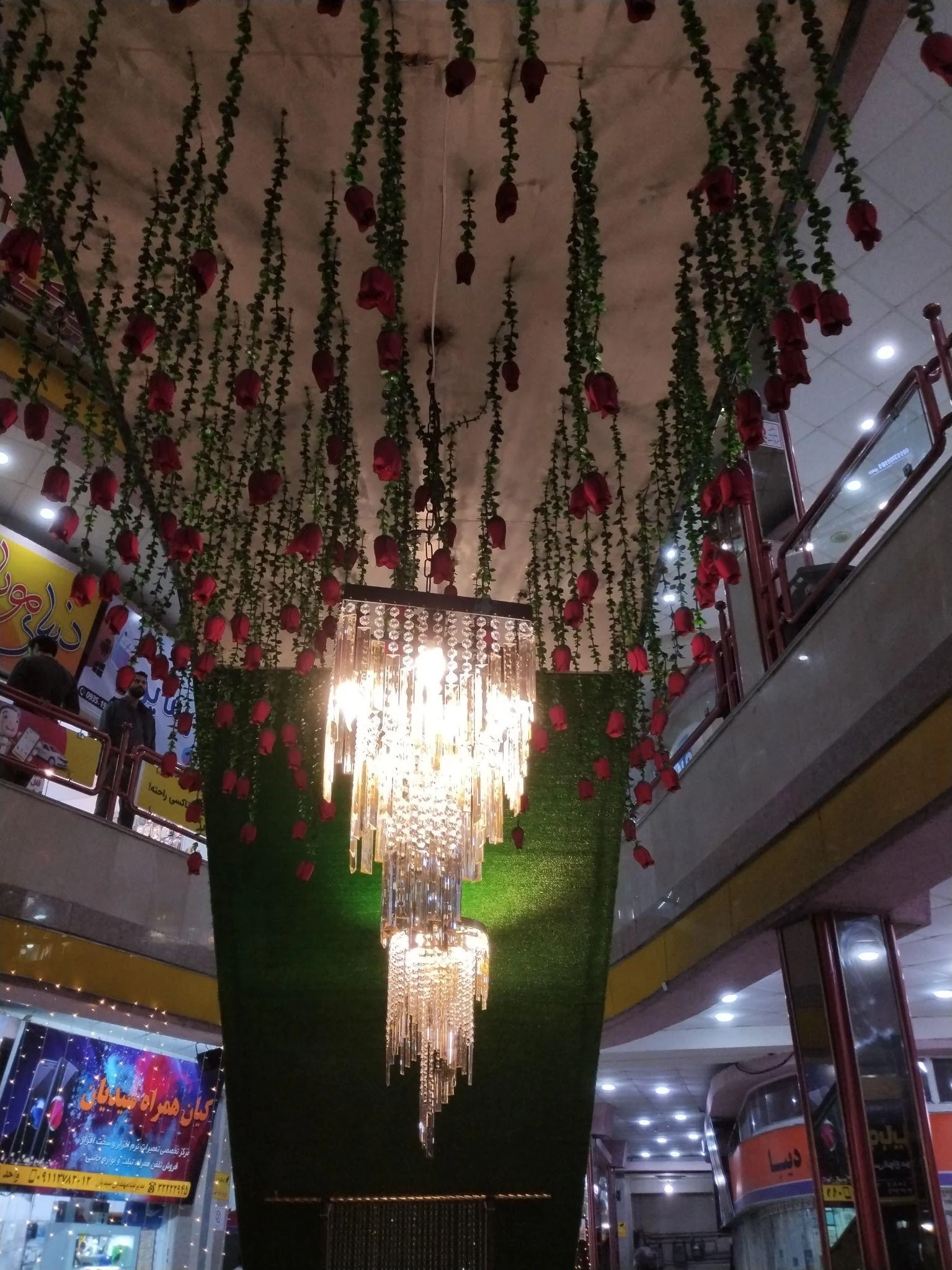 کافی شاپ دی - تصویر 2