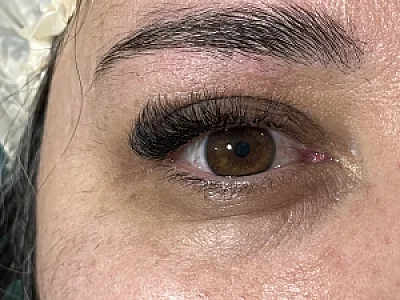 خدمات تخصصی اکستنشن و لیفت مژه رحمانی