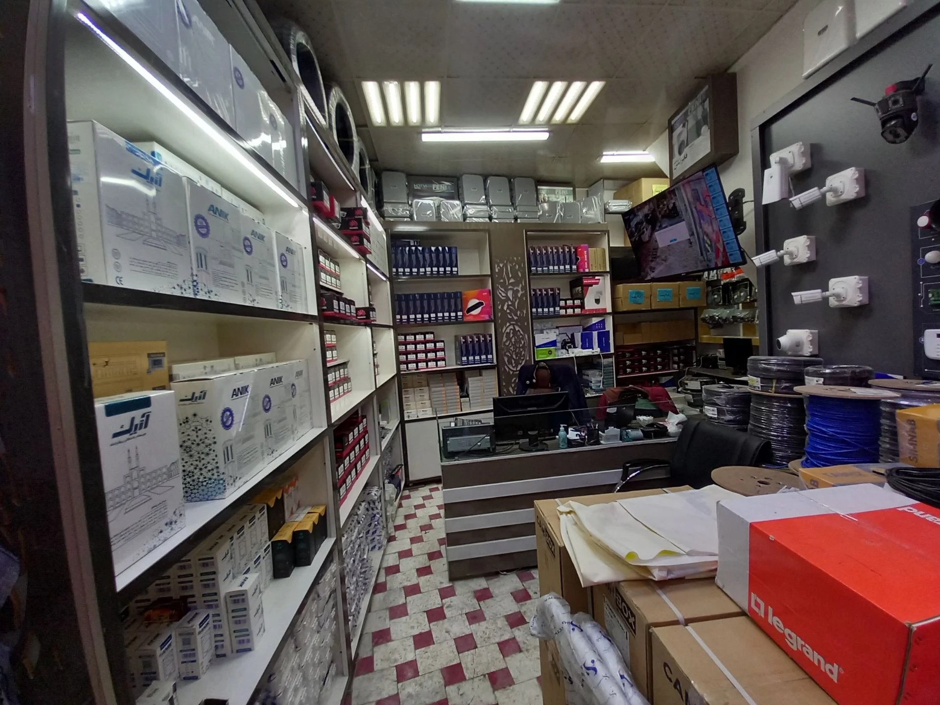 مرکز دوربین مداربسته اردبیل فایر ایمن - تصویر 3