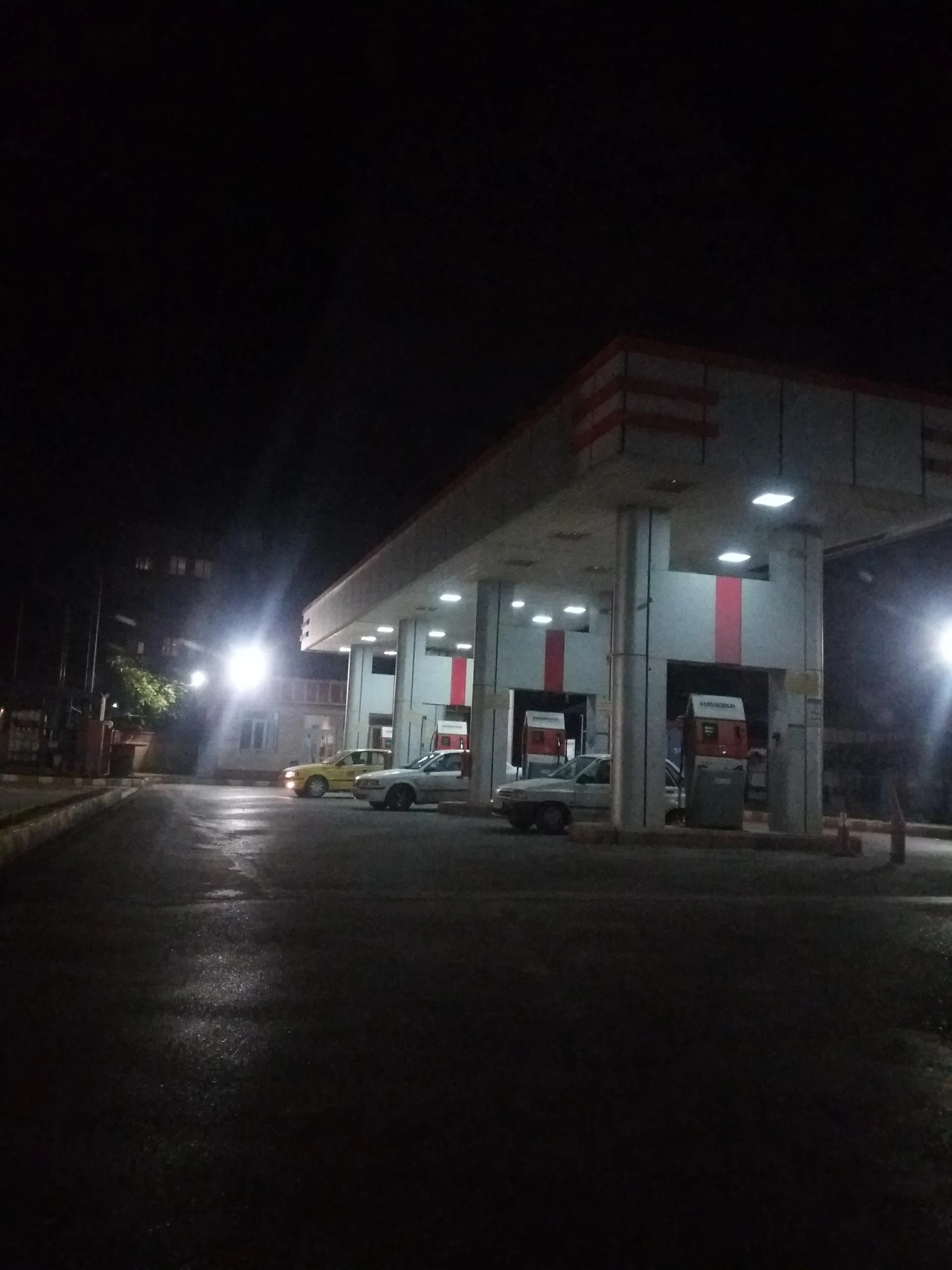 جایگاه سوخت وحدت - تصویر 2