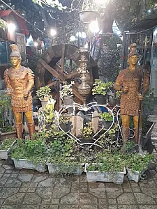 باغچه رستوران و کافی شاپ نان و نمک شهران