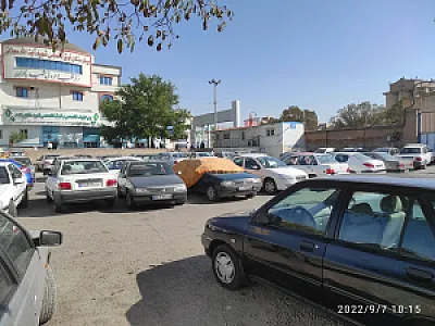 پارکینگ عمومی بیمارستان محلاتی