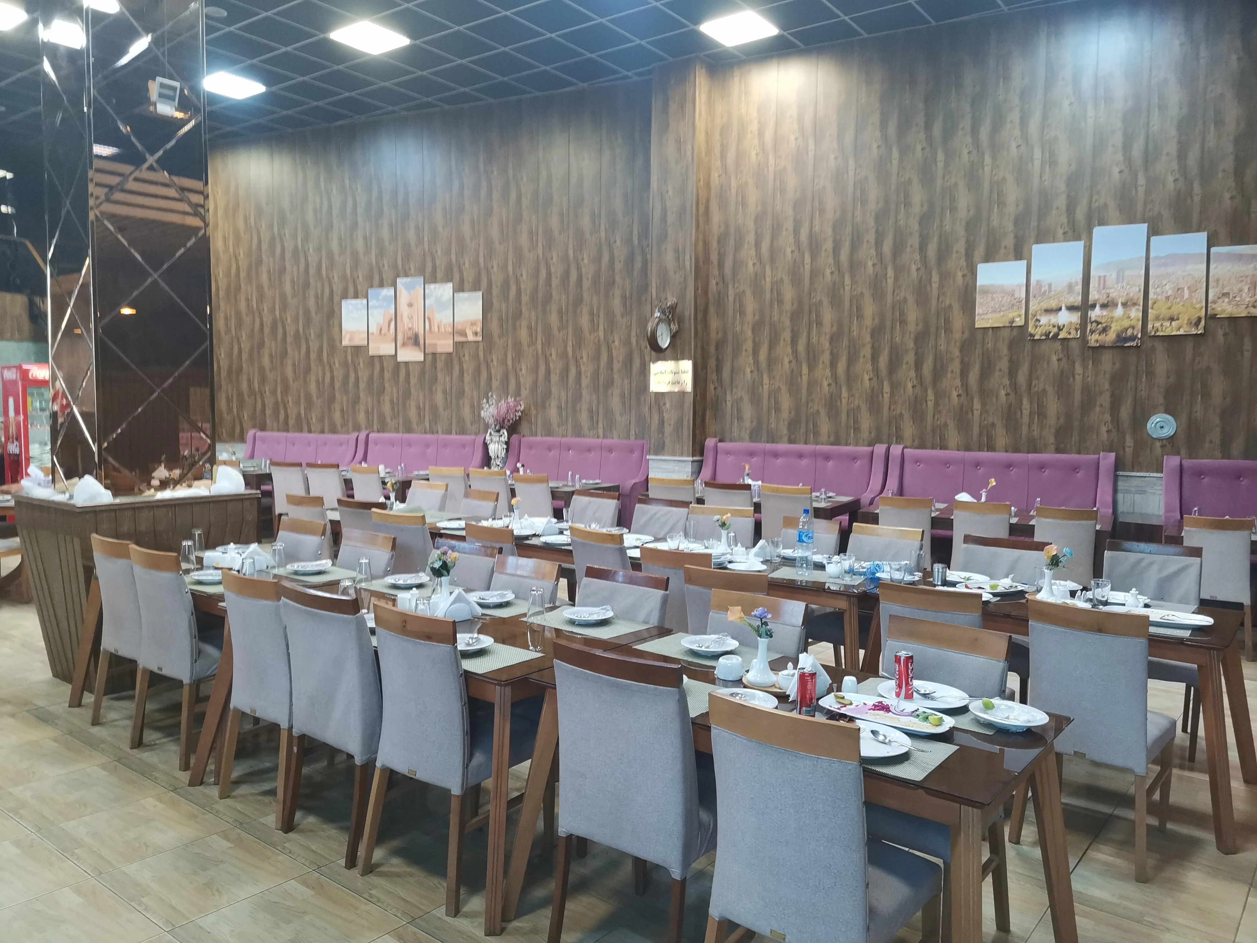 کافه رستوران سفیر