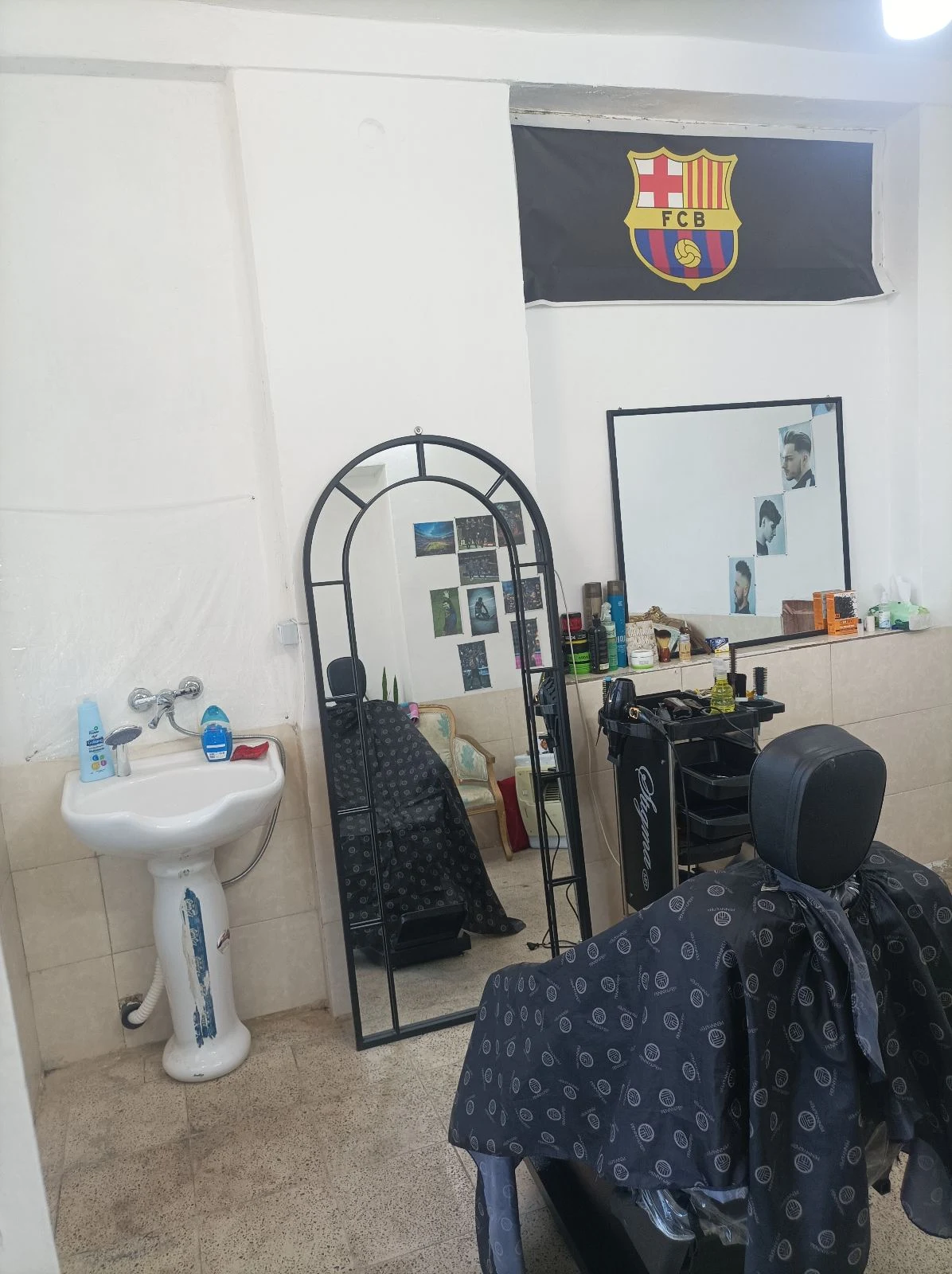 پیرایش بارسلون - زنجان - 0776 - سلمانی (آرایشگاه مردانه) در زنجان
