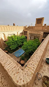 بومگردی تاج الملوک
