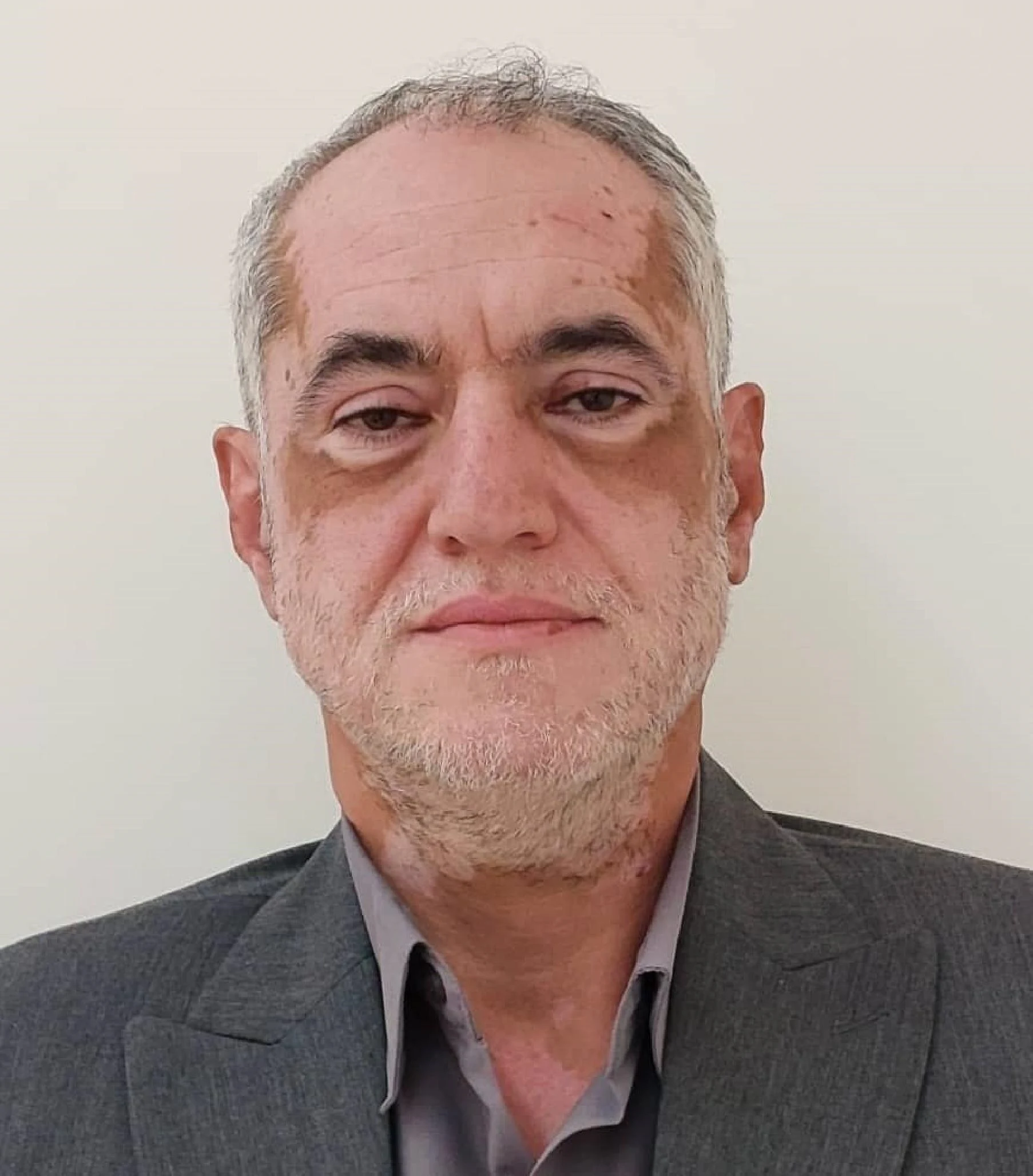 وکیل موسی پاشا بنیاد - دفتر وکالت در یزد