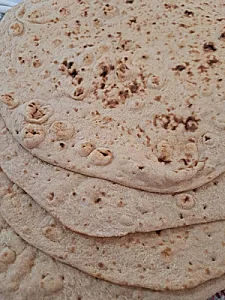 نانوایی سنتی ریحانه