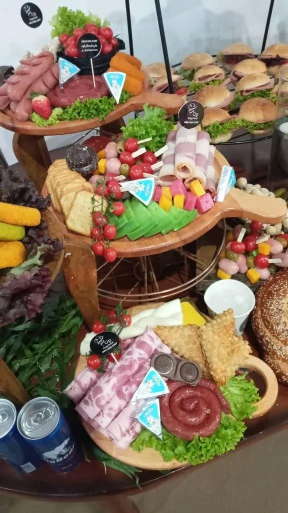 فینگرفود تاپ - کترینگ و تهیه غذا در همدان - تصویر 3