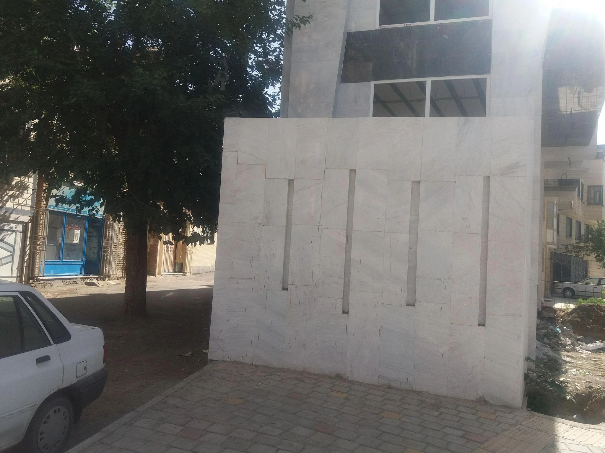 خشکشویی پاکپوش - کارواش و دیتیلینگ در همدان - تصویر 2