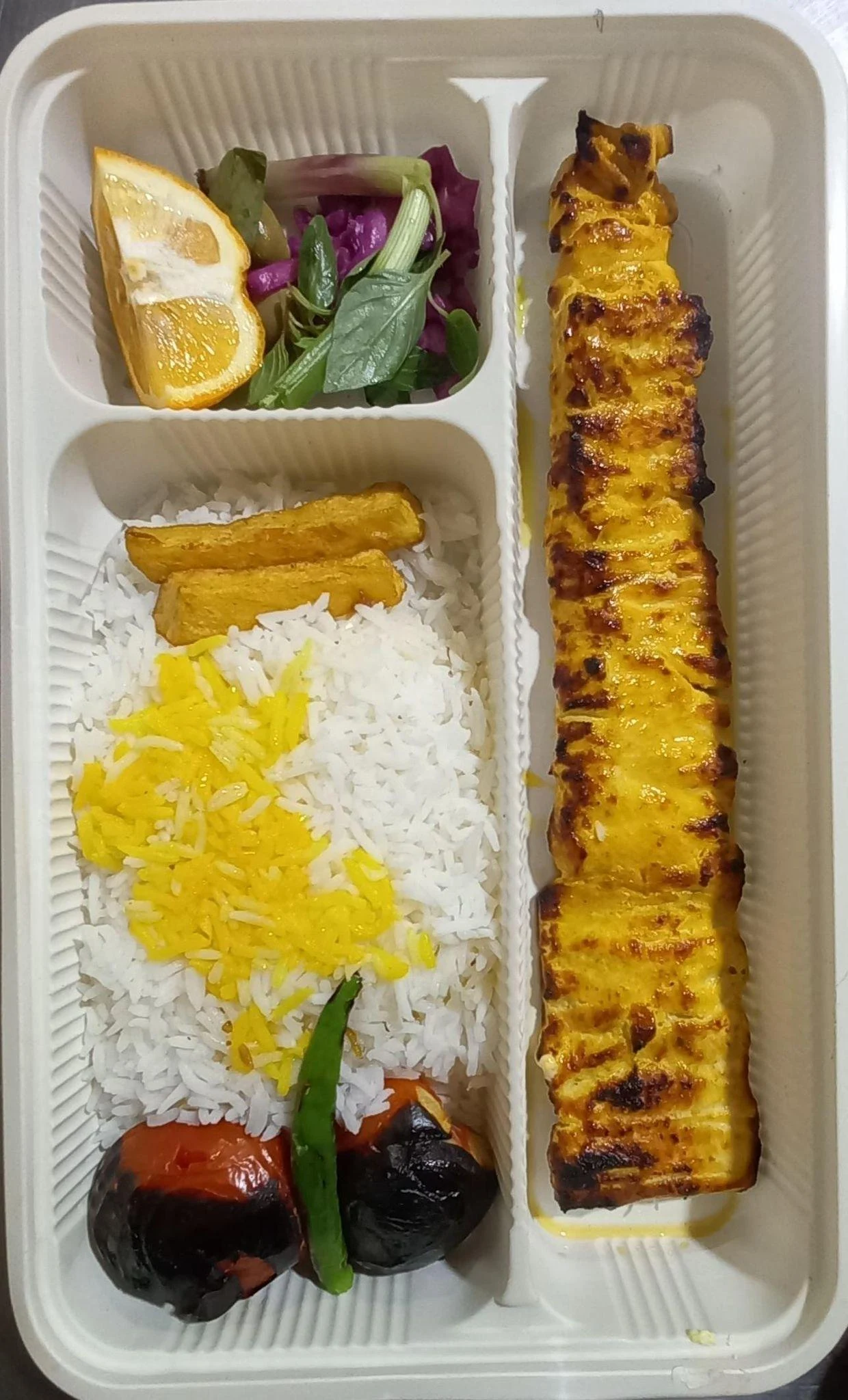آشپزخانه شمشیری - کترینگ و تهیه غذا در همدان - تصویر 2