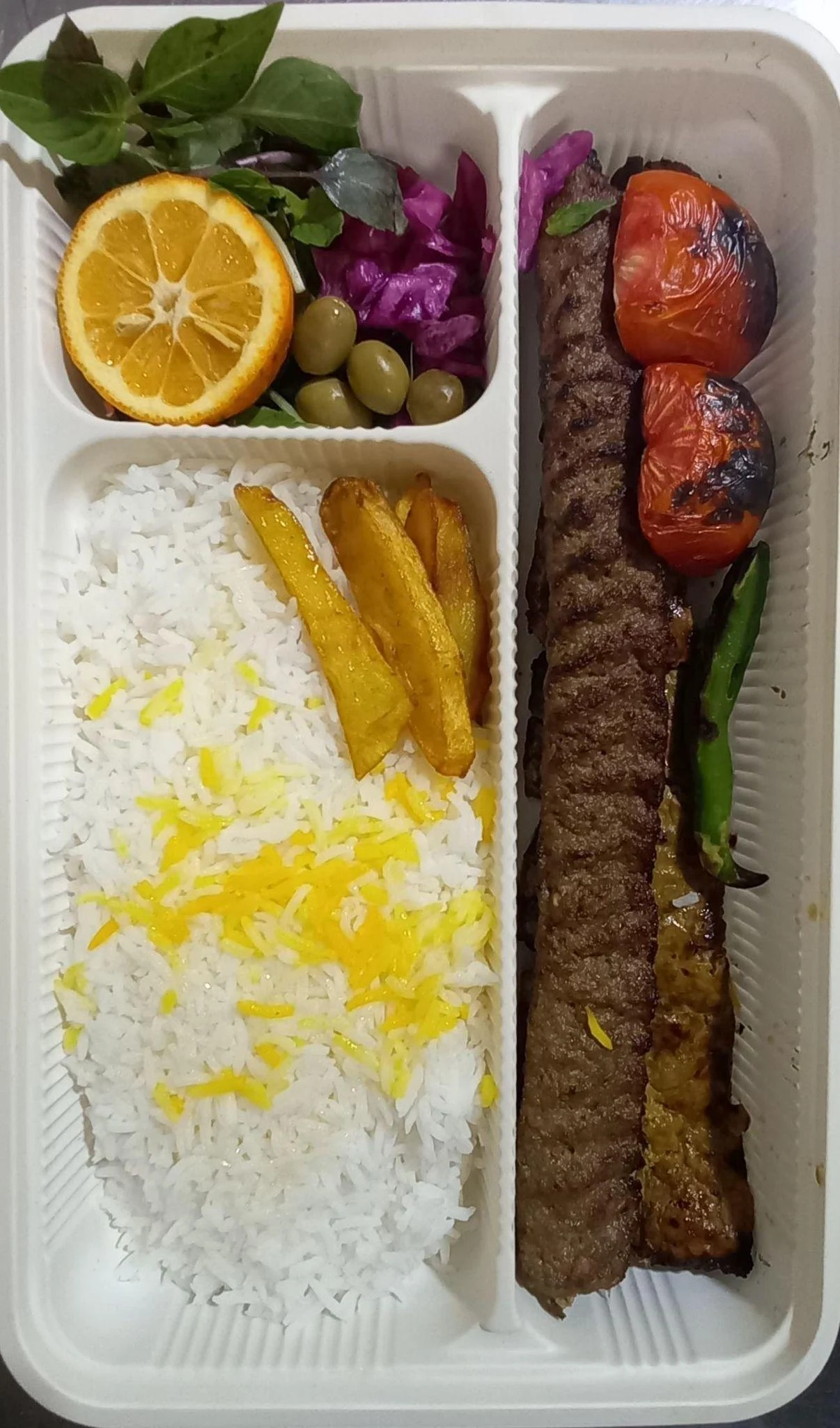 آشپزخانه شمشیری - کترینگ و تهیه غذا در همدان - تصویر 3