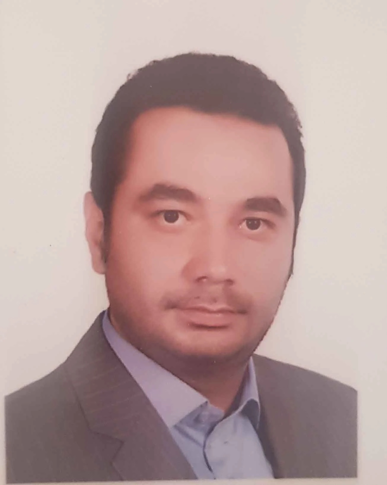 وکیل فرزاد یگانه راد - دفتر وکالت در همدان