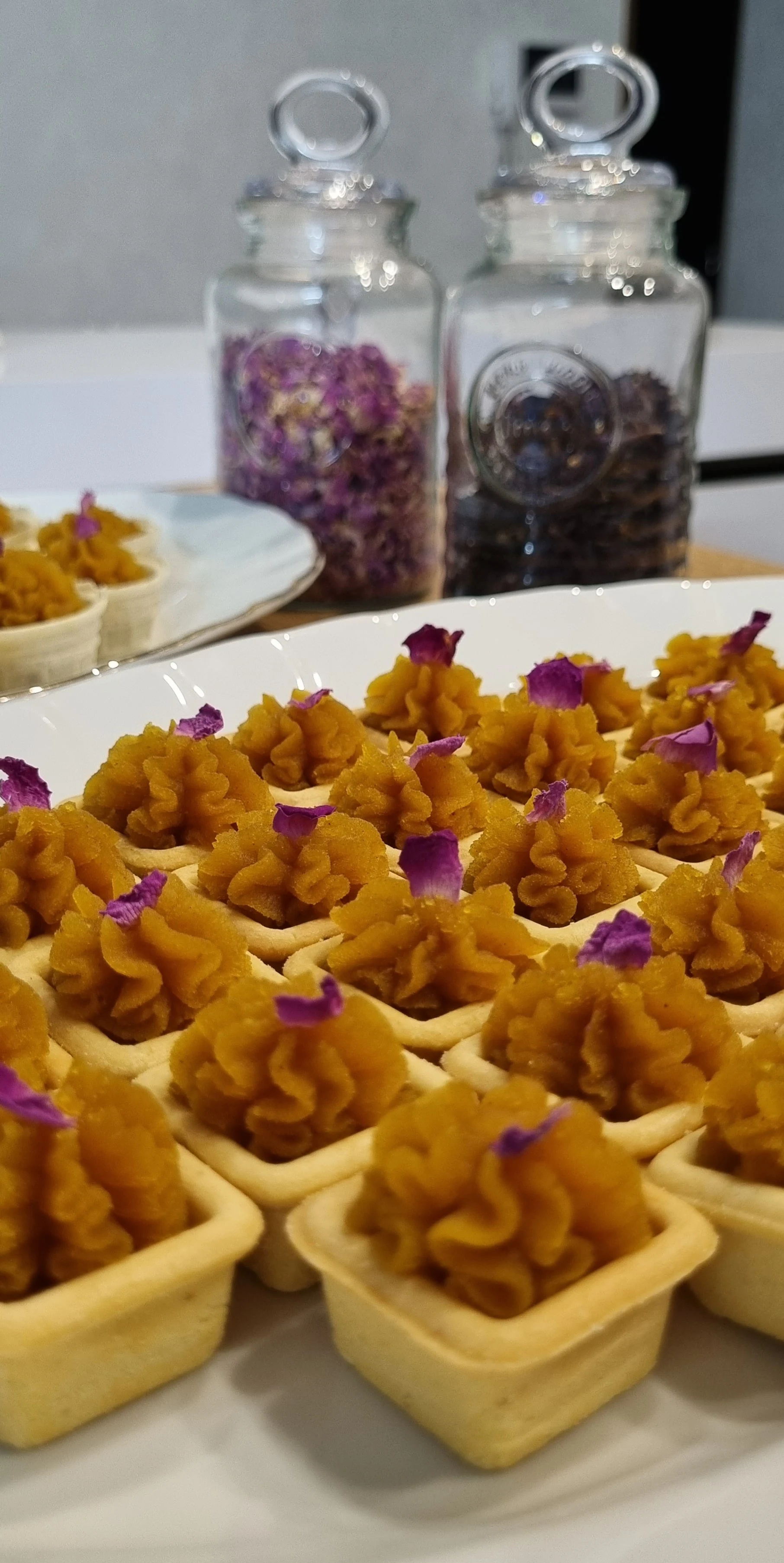 تهییه غذای عسل بانو - کترینگ و تهیه غذا در همدان
