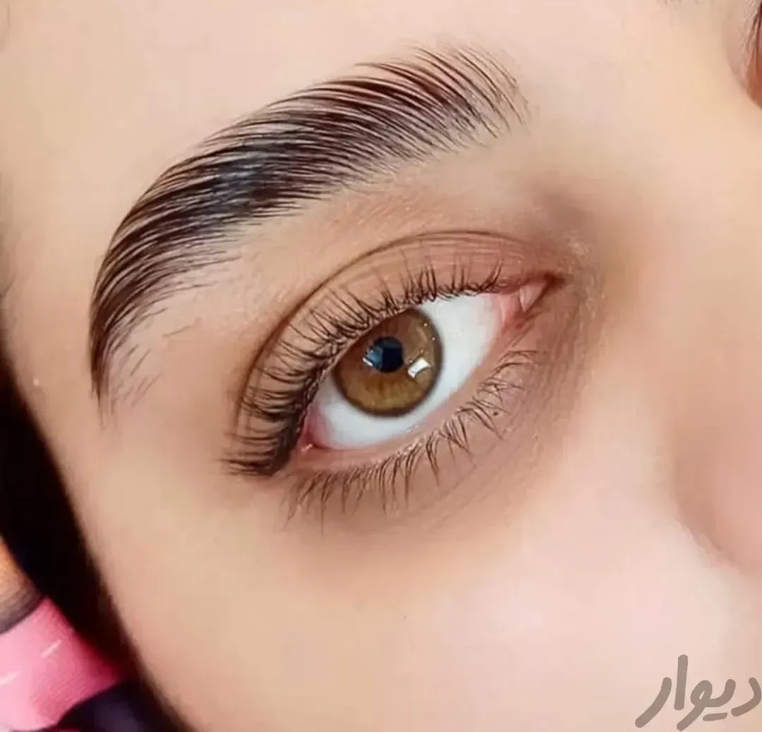 خدمات لیفت ابرو و مژه - آرایشگاه زنانه در اراک
