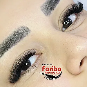 مرکز تخصصی مژه و ناخن فریبا احمدی نیا